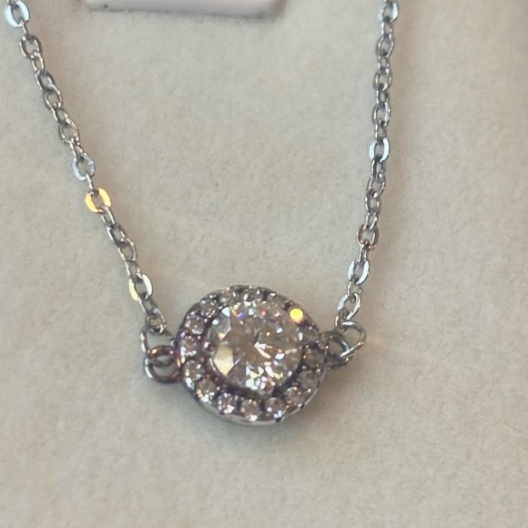 NIB Freesia Gems Fashion Jewelry bracelet with gift bag, box and cloths - Picture 1 of 9